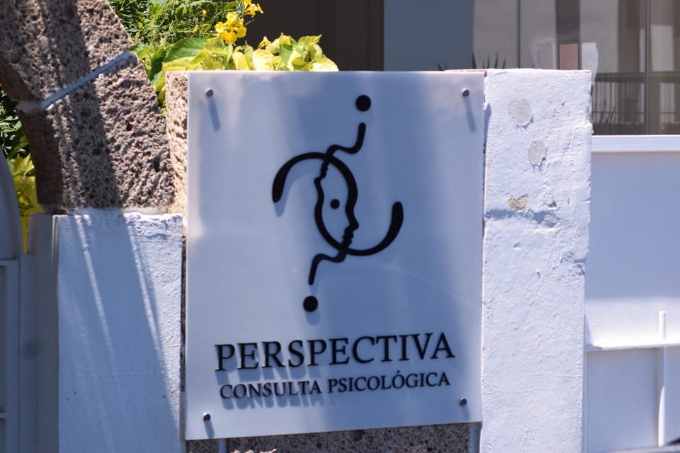 Cartel exterior de Perspectiva